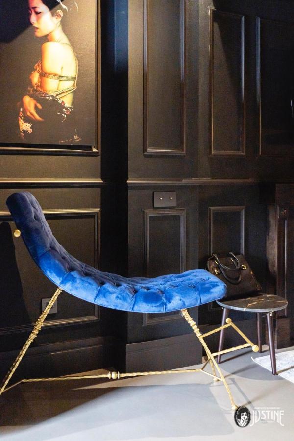 Suite Shibari By Justine Apartments Sobria Elegante Y Pecaminosa Apartamento Turistico En Madrid Rio Extérieur photo