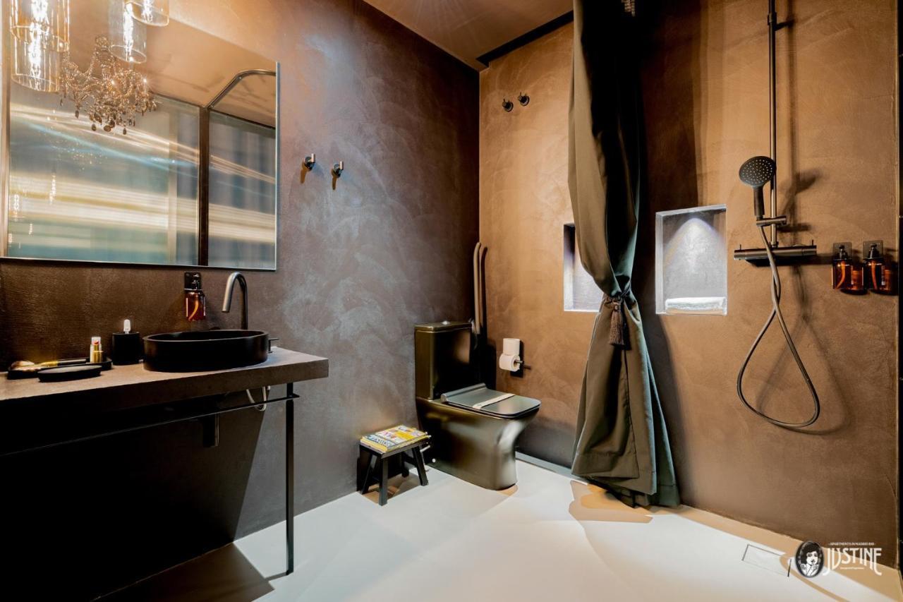 Suite Shibari By Justine Apartments Sobria Elegante Y Pecaminosa Apartamento Turistico En Madrid Rio Extérieur photo